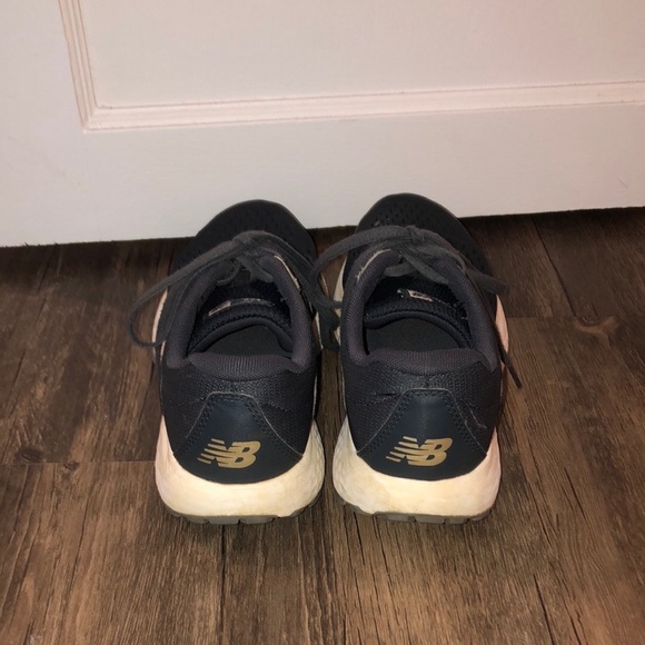 ๐ค3 for $20๐ค New Balance 520 Comfort Ride grey/gold sz 7.5 - Picture 8 of 8